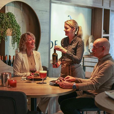 Hotel Restaurant De Zwaan Raalte Eksteriør billede