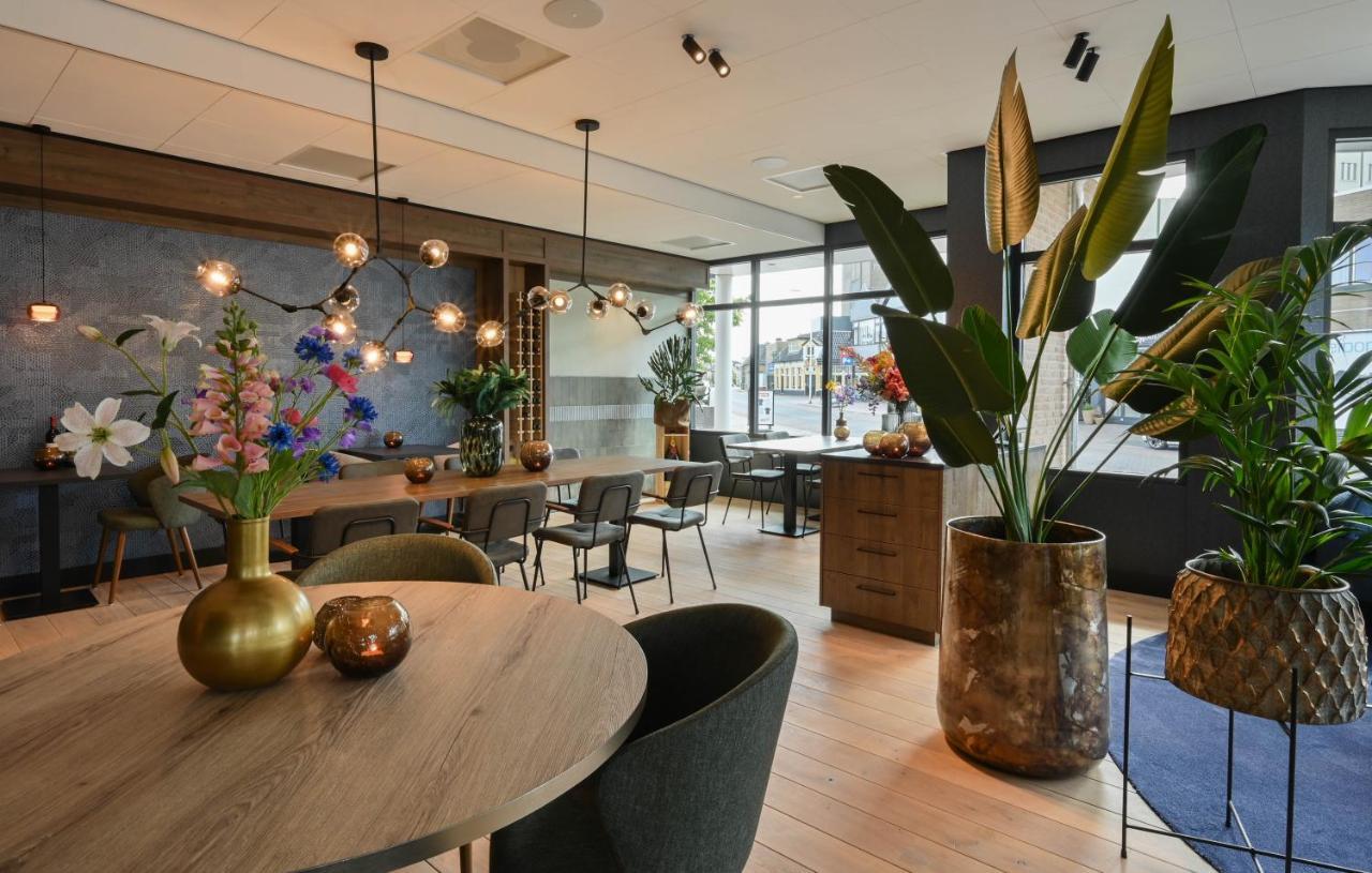 Hotel Restaurant De Zwaan Raalte Eksteriør billede