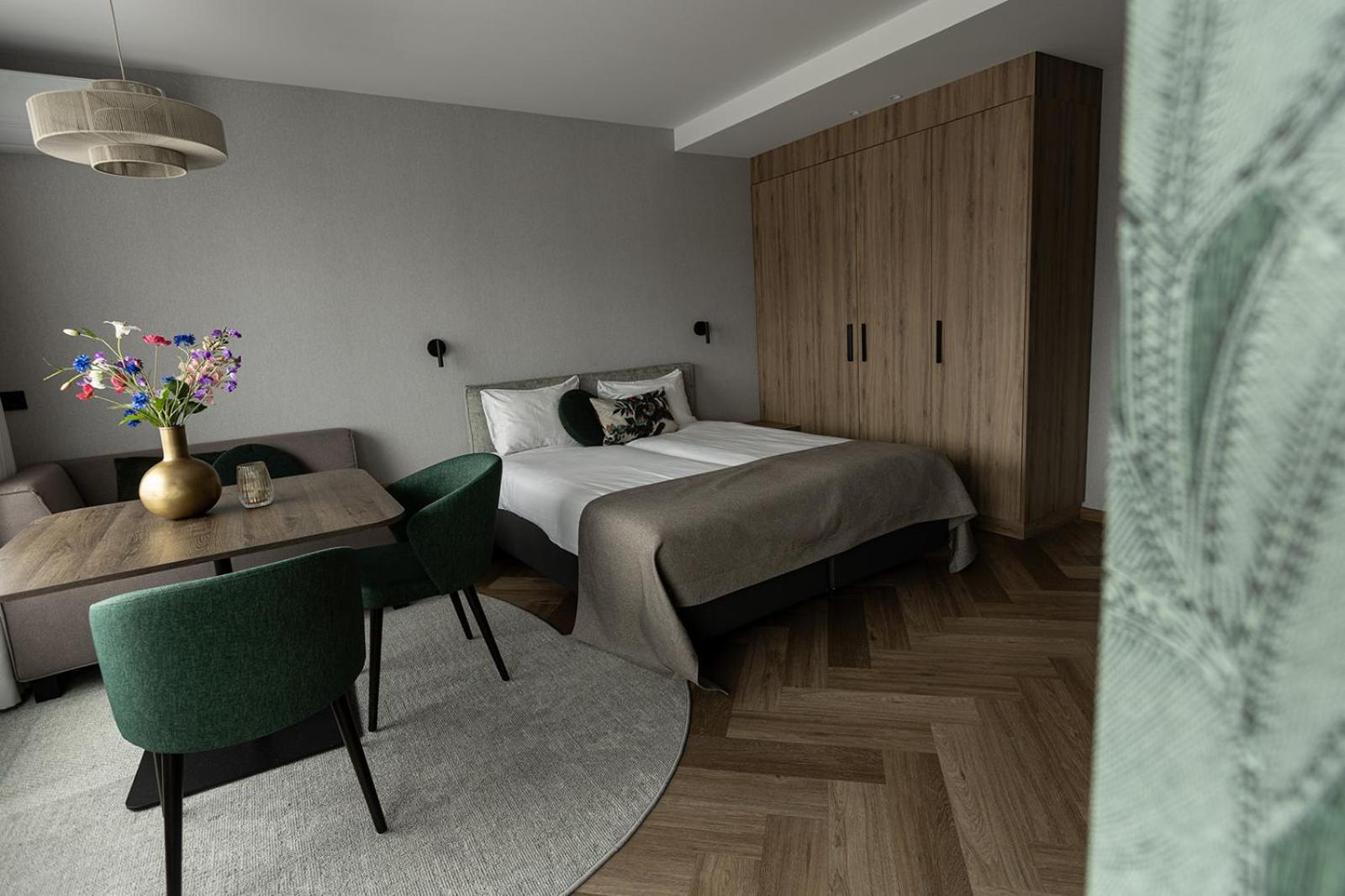 Hotel Restaurant De Zwaan Raalte Eksteriør billede